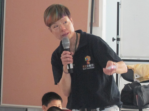 2.JPG